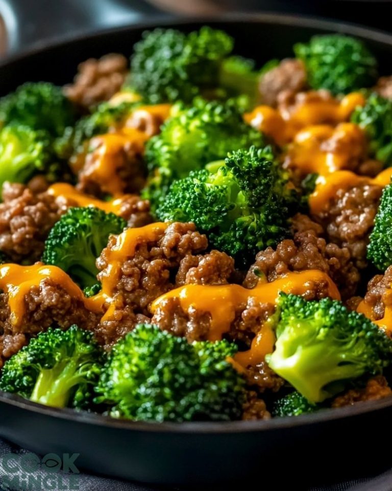 Keto Hamburger and Broccoli Skillet