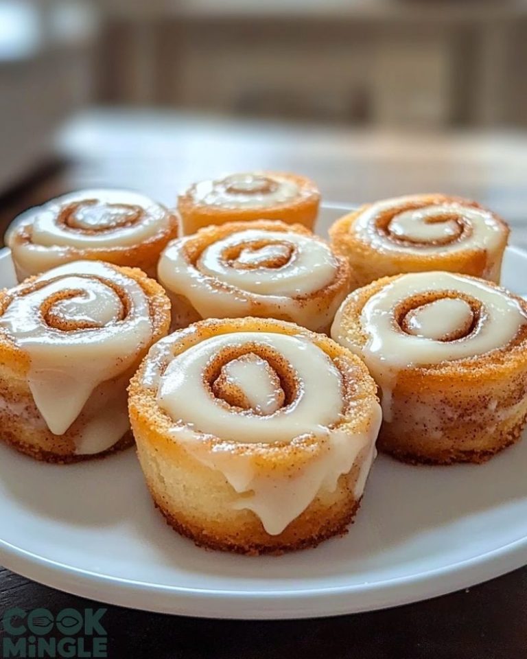 Mini Cinnamon Roll Cheesecakes